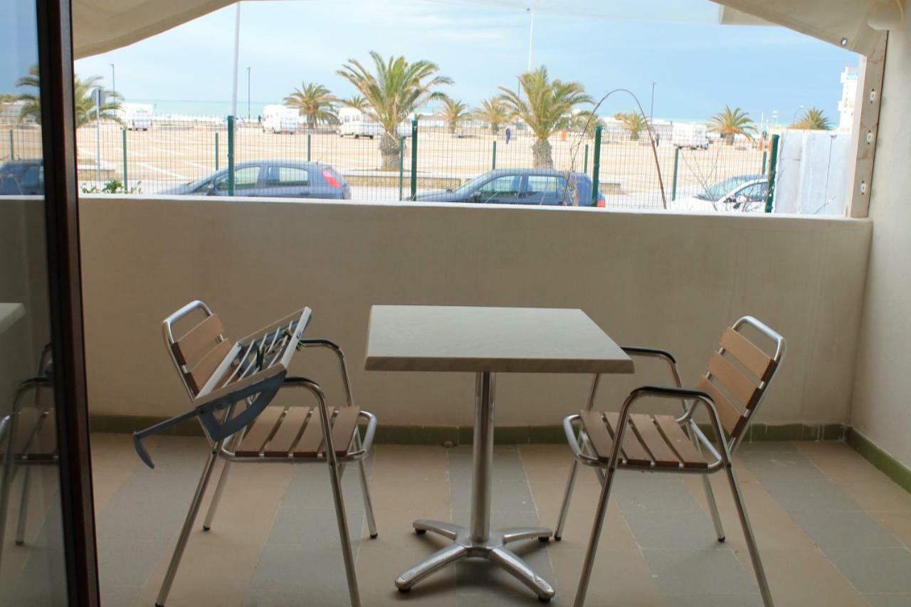 B&B Palazzo Manfredi Vieste, Fronte Mare Con Parcheggio Exterior photo